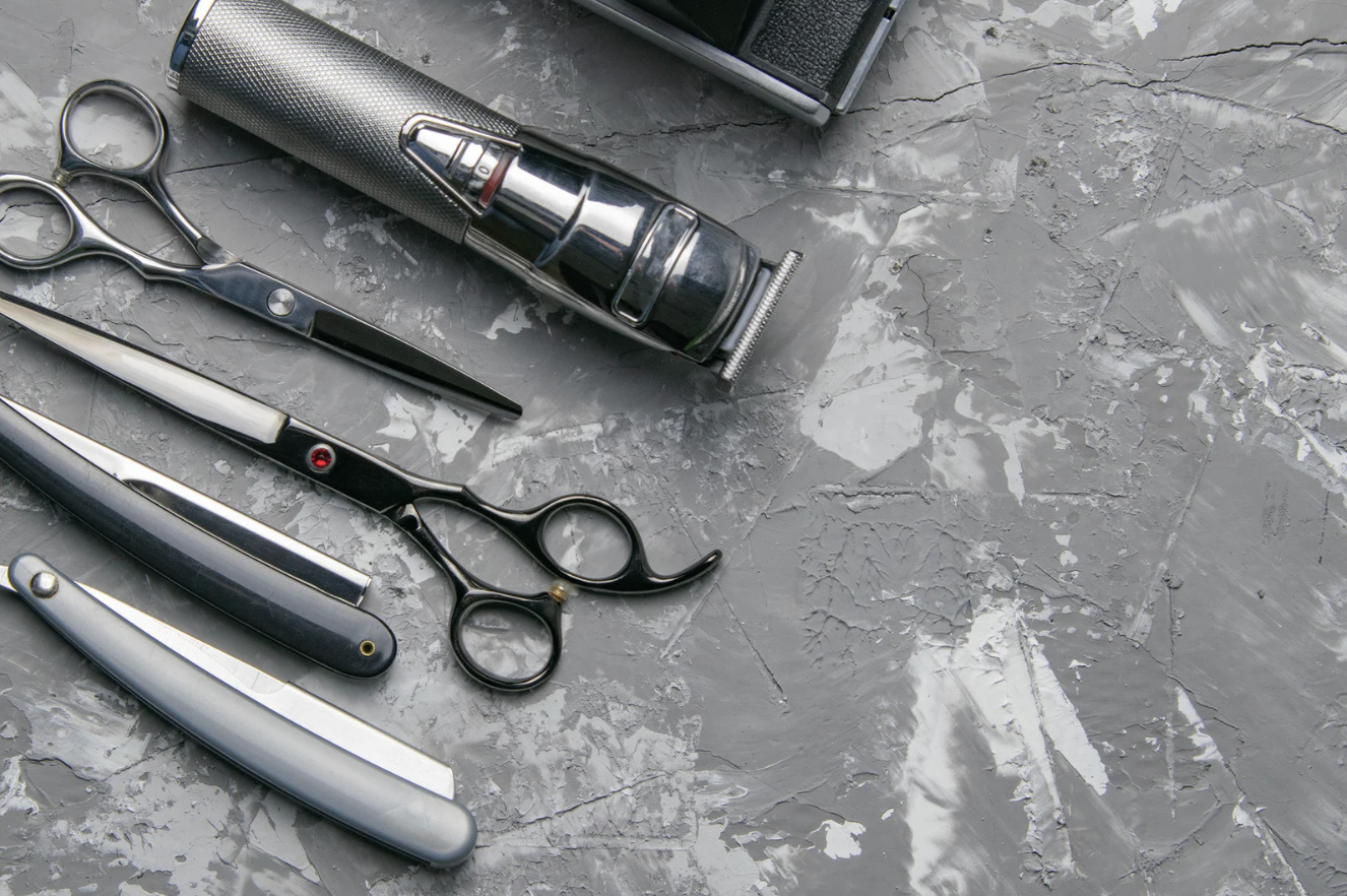 A 2025 Haircut Guide: Styles for Every Generation