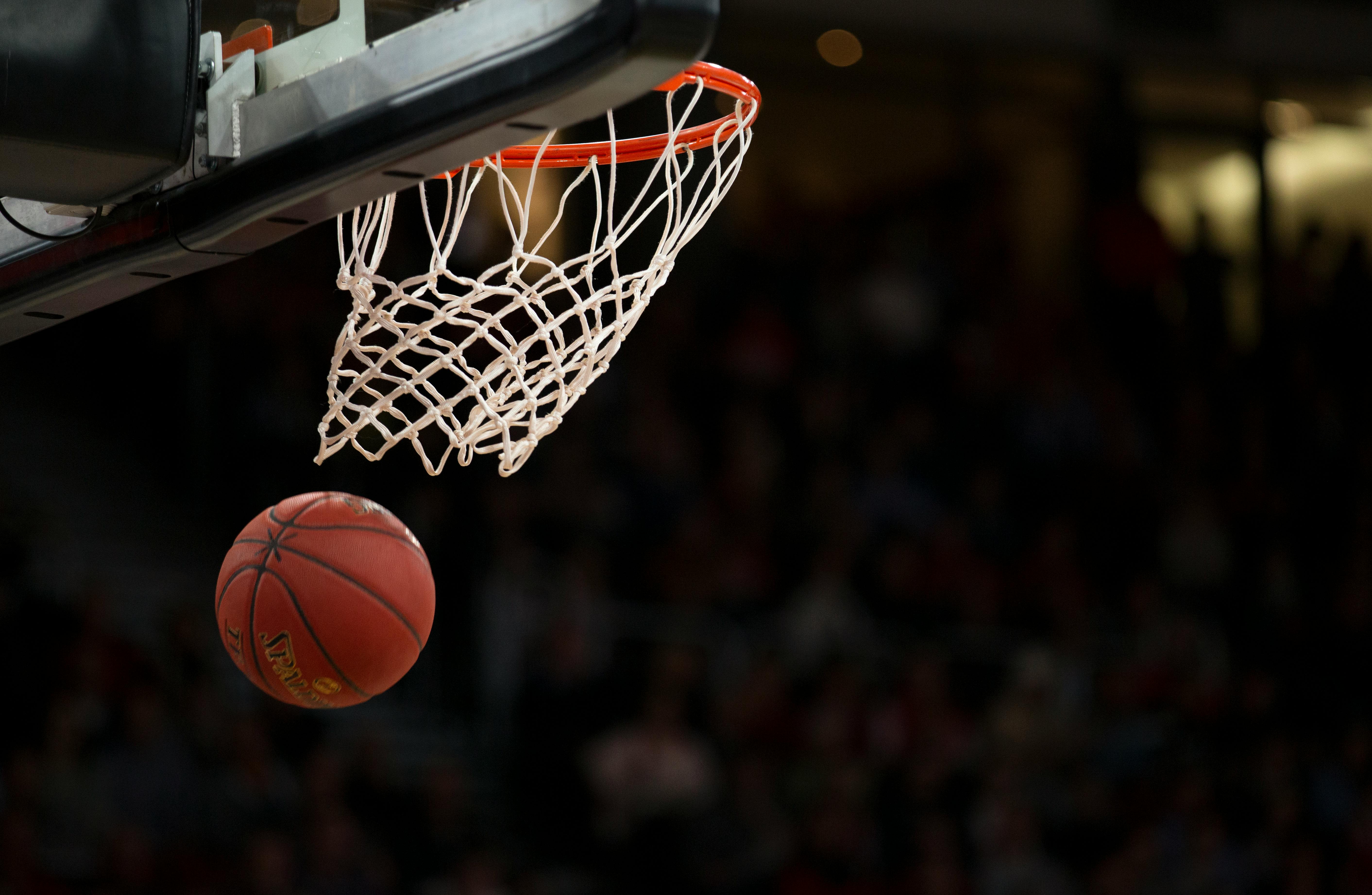 Basketball and net | Source: Pexels